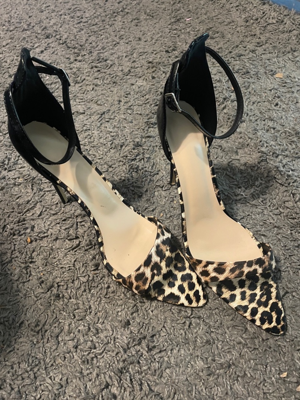 Leopard Print Pointed Toe Ankle Strap Heels - Black/Tan